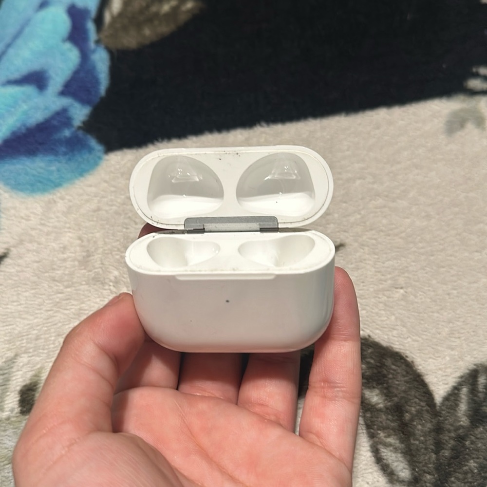 AIRPODS THIRD GENERATION CASE